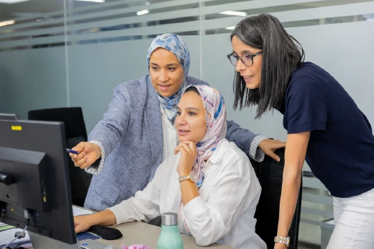équipe NEONOVIA Raqmaneo