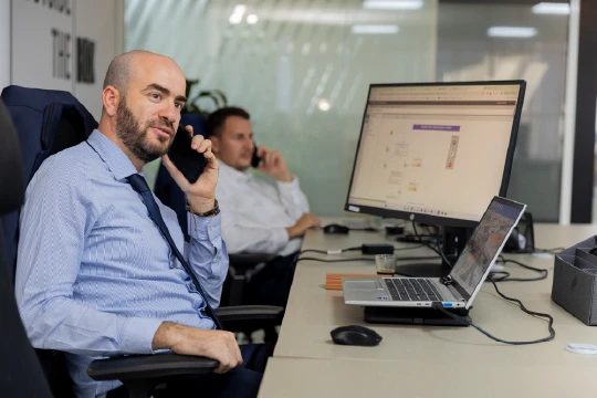 équipe NEONOVIA Raqmaneo